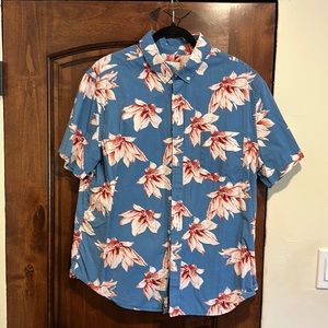 Goodfellow and Co floral button up size XL